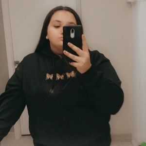 Meet your Posher, Abigail